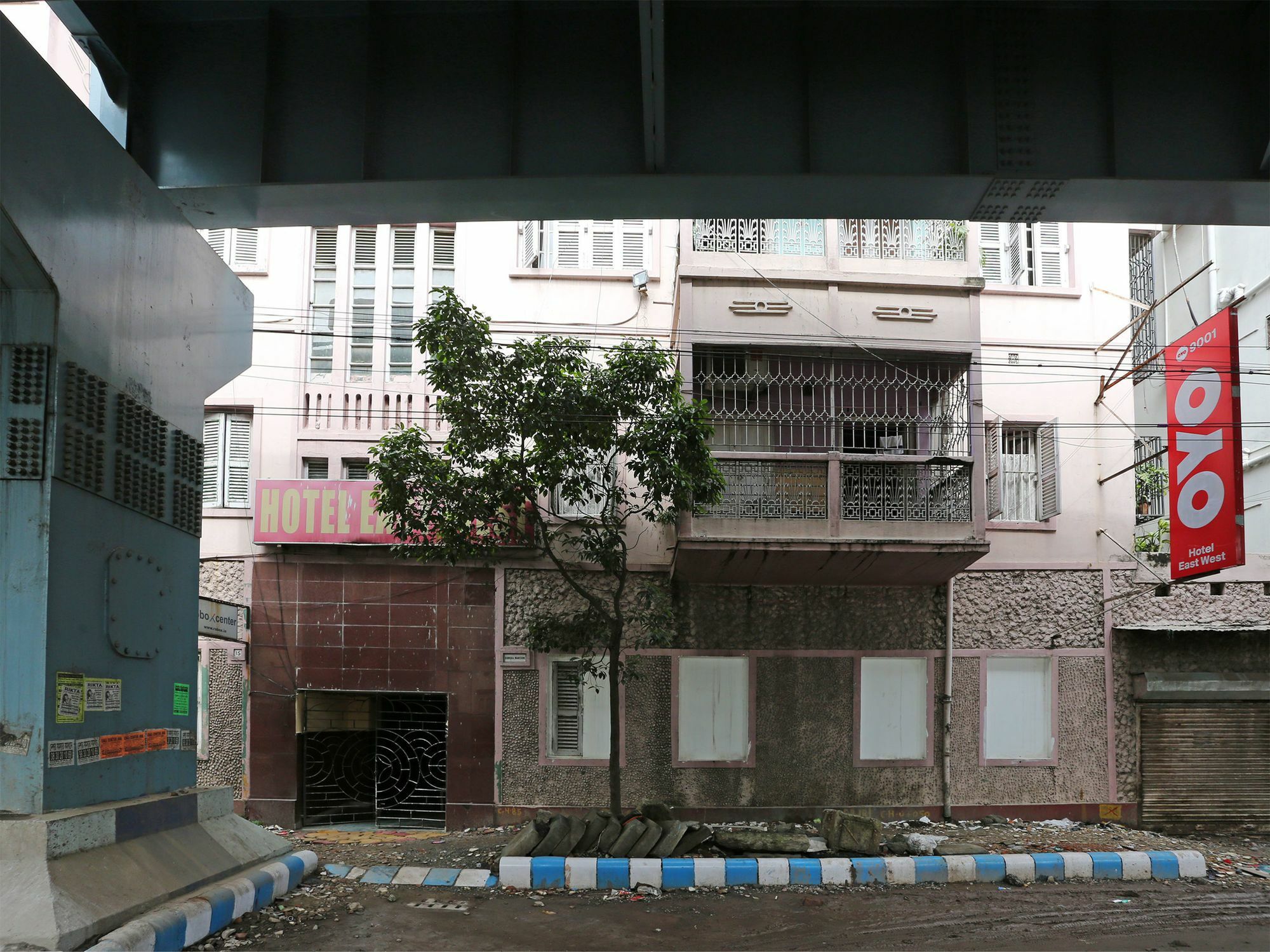 Oyo 9001 Hotel East West Kolkata Exterior photo